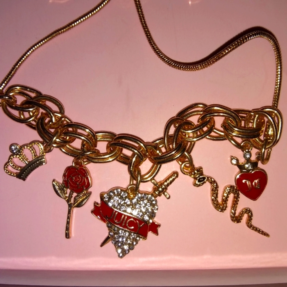 JUICY COUTURE JEWELRY SET 🦋